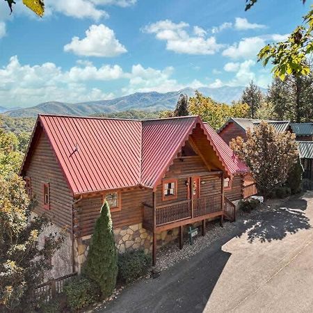 Вилла Movie Theater Hot Tub View Mountain Escape Гатлинбург Экстерьер фото