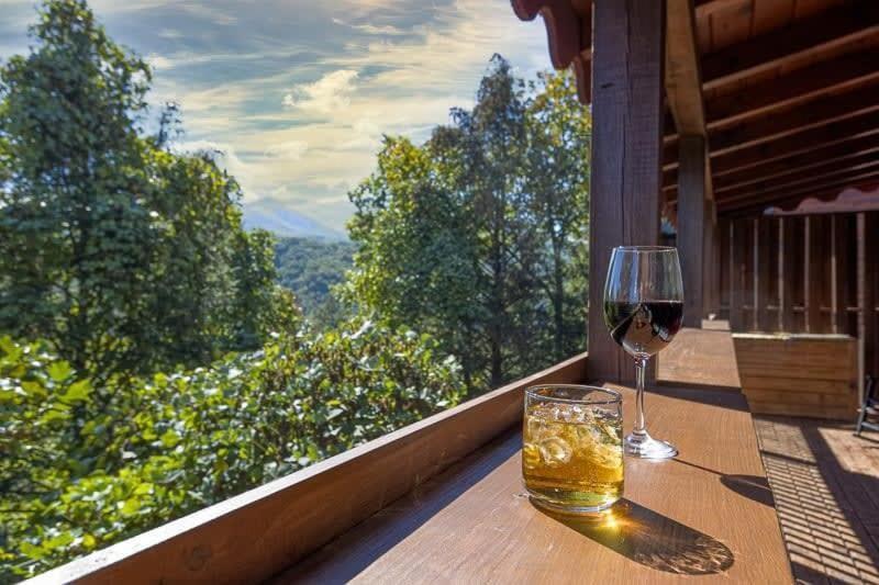 Вилла Movie Theater Hot Tub View Mountain Escape Гатлинбург Экстерьер фото